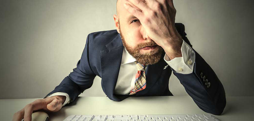 Six Mistakes IT managers make while purchasing a CRM Software